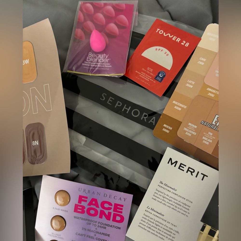 NWT high end sample bundle ! - Picture 2 of 6